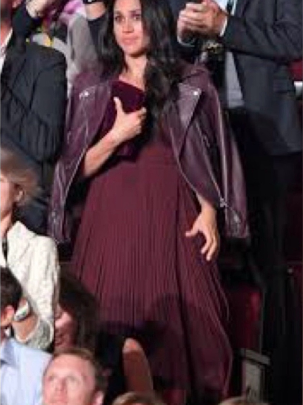 NWOT Wilfred by Aritzia Pleated Dress ASO Meghan Markle
